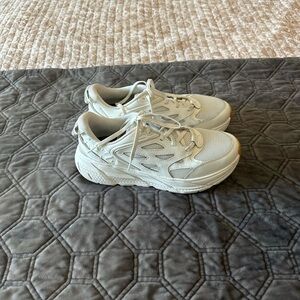 Hoka Clifton L. Size 8 women’s.